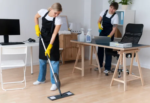 Nettoyage de bureau professionnel à Joué-du-Bois